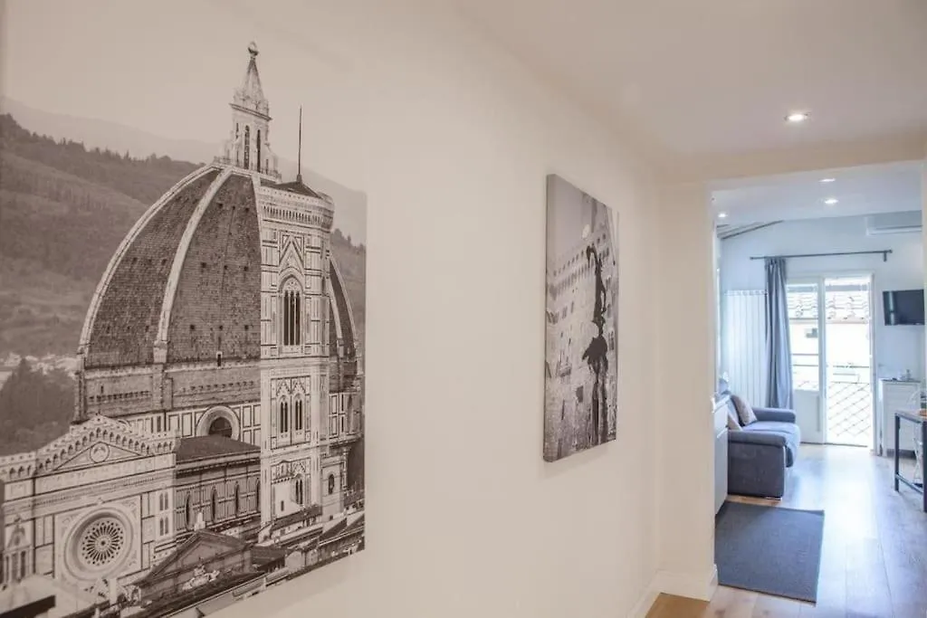 Apartment Appartamento Di Charme A Due Passi Dalla Stazione Florence
